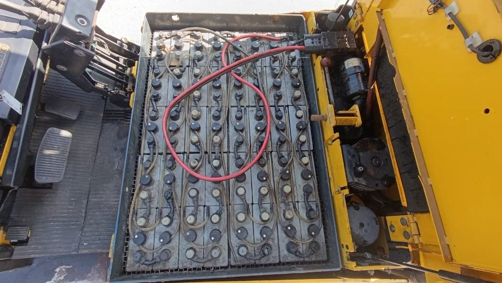 Ηλεκτροκίνητο περονοφόρο Yale ERP 25 Triplex 4,3 m, Zusatzhydr., Hubkraft 2,5 t: φωτογραφία 17