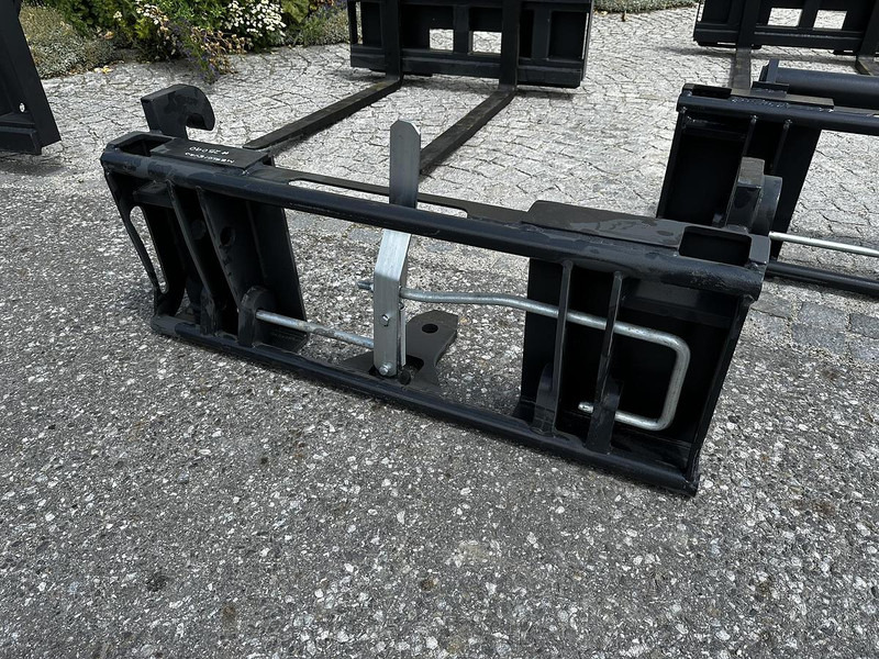 Big Adapter Merlo passend zu Euro Aufnahme - Παρελκόμενα: φωτογραφία 1 Big Adapter Merlo passend zu Euro Aufnahme - Παρελκόμενα: φωτογραφία 1