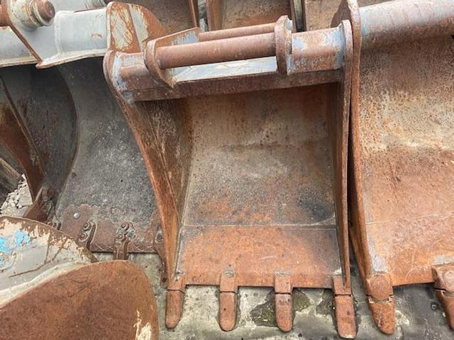 Big Tieflöffel 55 cm Arbeitsbreite und Zähnen - Κουβας: φωτογραφία 1 Big Tieflöffel 55 cm Arbeitsbreite und Zähnen - Κουβας: φωτογραφία 1