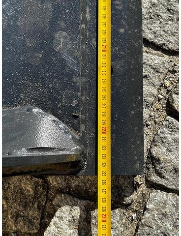Big Volumenschaufel 220 cm mit Merlo ZM2 Aufnahme - Κουβας: φωτογραφία 3 Big Volumenschaufel 220 cm mit Merlo ZM2 Aufnahme - Κουβας: φωτογραφία 3