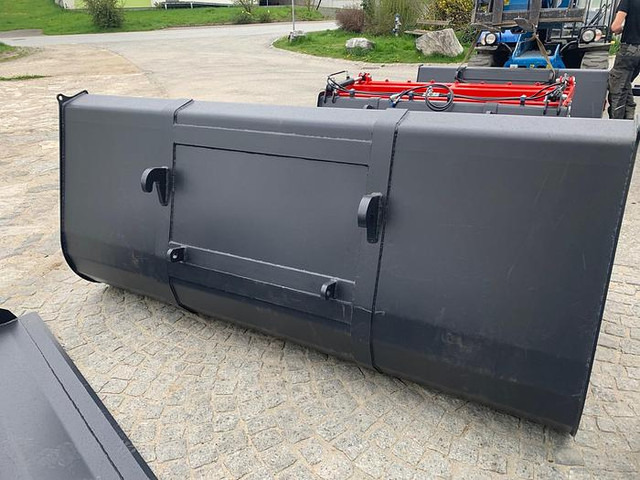 Big Volumenschaufel 250 cm mit Euro Aufnahme - Μικρό λεωφορείο, Επιβατικό βαν: φωτογραφία 4 Big Volumenschaufel 250 cm mit Euro Aufnahme - Μικρό λεωφορείο, Επιβατικό βαν: φωτογραφία 4