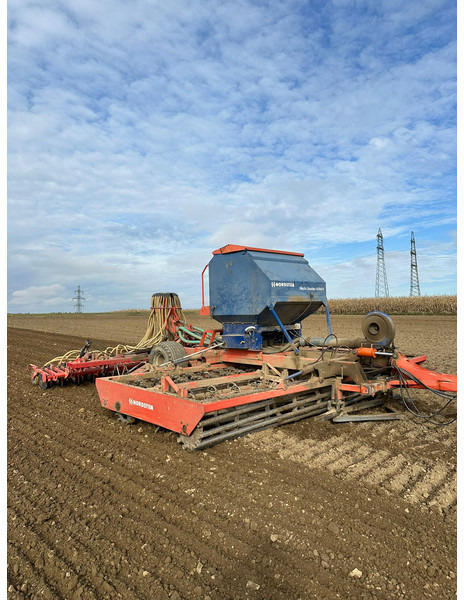 Gaspardo 6 m Sämaschine mit Howard-Nordsten Saatbeetkombination - Σπαρτική με σβάρνα: φωτογραφία 3 Gaspardo 6 m Sämaschine mit Howard-Nordsten Saatbeetkombination - Σπαρτική με σβάρνα: φωτογραφία 3