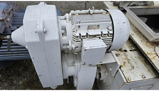 Samag Edelstahl Mischer - Μηχανηματα κτηνοτροφιασ: φωτογραφία 1 Samag Edelstahl Mischer - Μηχανηματα κτηνοτροφιασ: φωτογραφία 1