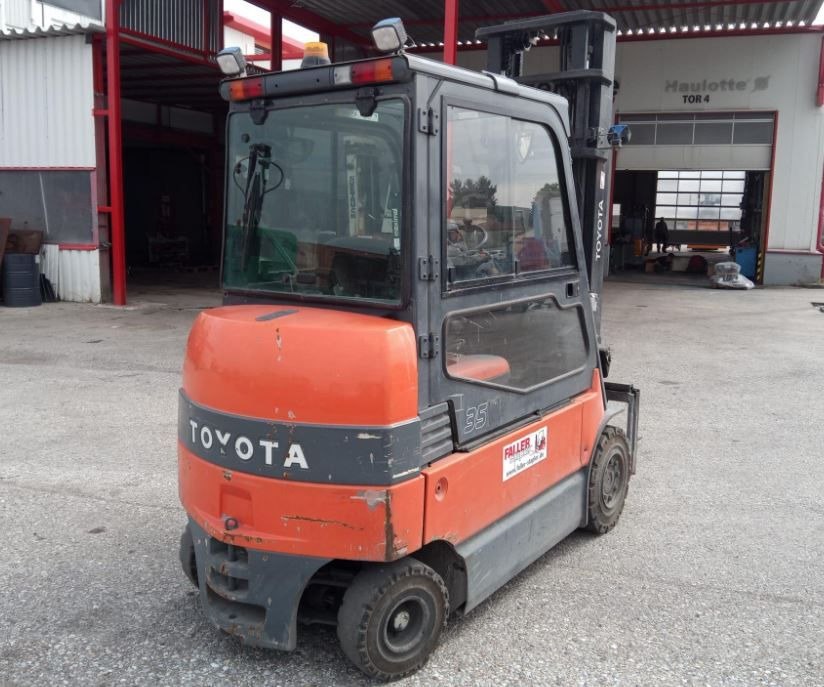 Toyota 7FBMF35 - Περονοφόρο όχημα: φωτογραφία 3 Toyota 7FBMF35 - Περονοφόρο όχημα: φωτογραφία 3