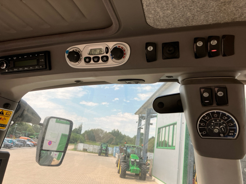 Deutz-Fahr Agrotron 7250 TTV Warrior - Τρακτέρ: φωτογραφία 3 Deutz-Fahr Agrotron 7250 TTV Warrior - Τρακτέρ: φωτογραφία 3