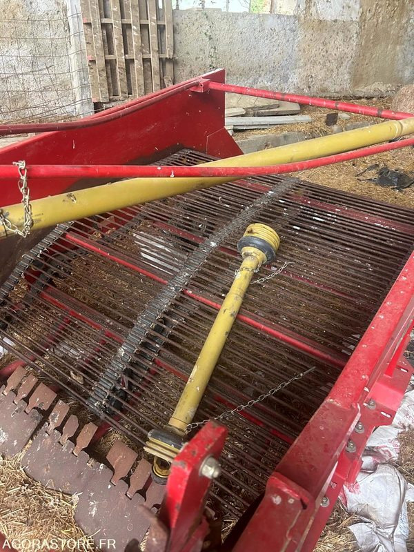 Arracheuse GRIMME - 2016 - BON ETAT GENERAL - Γεωργικά μηχανήματα: φωτογραφία 2 Arracheuse GRIMME - 2016 - BON ETAT GENERAL - Γεωργικά μηχανήματα: φωτογραφία 2