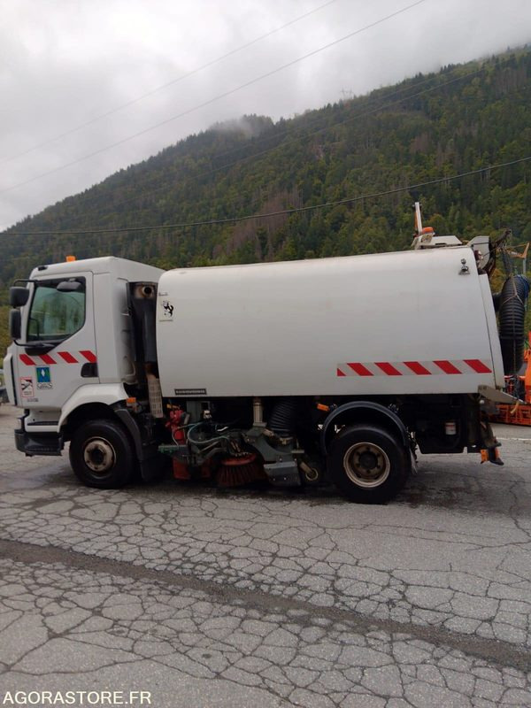 BALAYEUSE de Voiries- RENAULT MIDLUM 220 DXI avec aspiratrice EUROVOIRIE - Σάρωθρο δρόμων: φωτογραφία 5 BALAYEUSE de Voiries- RENAULT MIDLUM 220 DXI avec aspiratrice EUROVOIRIE - Σάρωθρο δρόμων: φωτογραφία 5