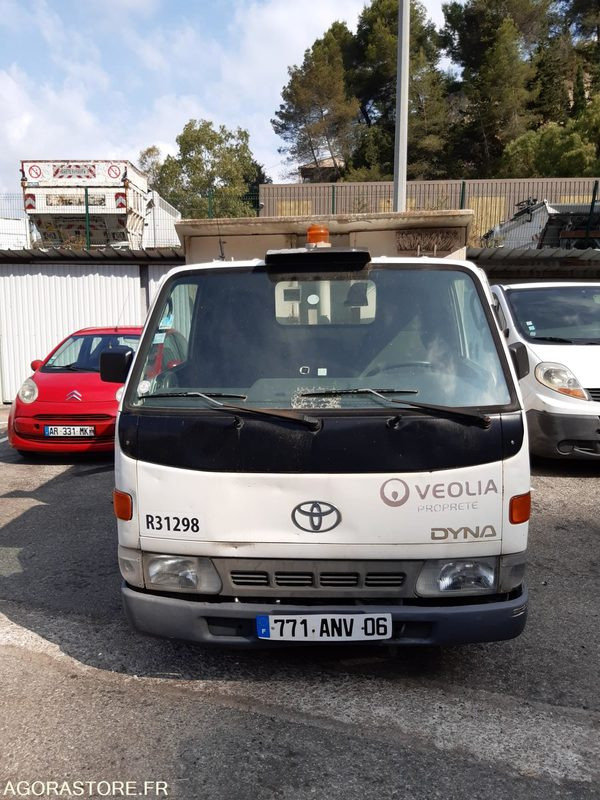 BENNANT TOYOTA 2,5T - GUIMA 6M3 (R31298) 171609 KMS - Ηλεκτρικό όχημα κοινής ωφέλειας: φωτογραφία 1 BENNANT TOYOTA 2,5T - GUIMA 6M3 (R31298) 171609 KMS - Ηλεκτρικό όχημα κοινής ωφέλειας: φωτογραφία 1