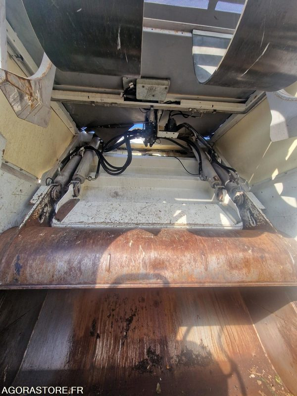 Leasing BENNE A ORDURES MENAGERES 14 M3 - RENAULT PREMIUM - LOT N°1 BENNE A ORDURES MENAGERES 14 M3 - RENAULT PREMIUM - LOT N°1: φωτογραφία 15 Leasing BENNE A ORDURES MENAGERES 14 M3 - RENAULT PREMIUM - LOT N°1 BENNE A ORDURES MENAGERES 14 M3 - RENAULT PREMIUM - LOT N°1: φωτογραφία 15