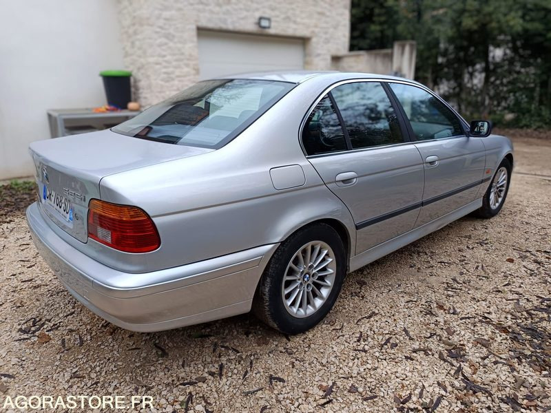 BMW SERIE 5 525i 2.5 i 192CH BOITE AUTOMATIQUE - 2001 - 212000KMS - Αυτοκίνητο: φωτογραφία 5 BMW SERIE 5 525i 2.5 i 192CH BOITE AUTOMATIQUE - 2001 - 212000KMS - Αυτοκίνητο: φωτογραφία 5
