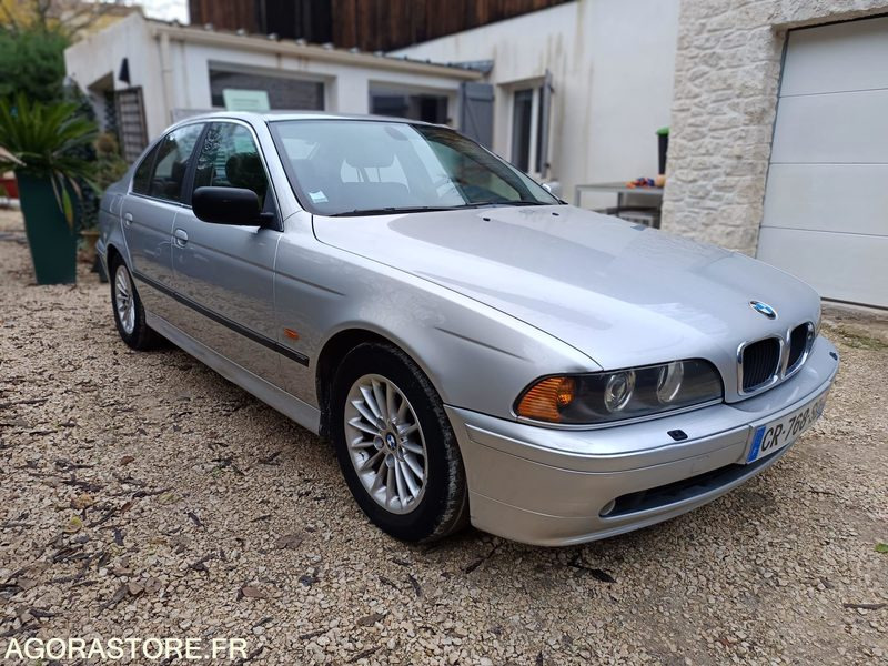 BMW SERIE 5 525i 2.5 i 192CH BOITE AUTOMATIQUE - 2001 - 212000KMS - Αυτοκίνητο: φωτογραφία 3 BMW SERIE 5 525i 2.5 i 192CH BOITE AUTOMATIQUE - 2001 - 212000KMS - Αυτοκίνητο: φωτογραφία 3