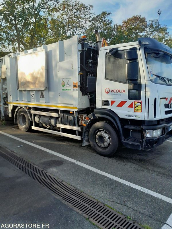 BOM 16T IVECO GNC NON ROULANT( 6042-66ICAM571X) - Απορριμματοφόρο: φωτογραφία 3 BOM 16T IVECO GNC NON ROULANT( 6042-66ICAM571X) - Απορριμματοφόρο: φωτογραφία 3