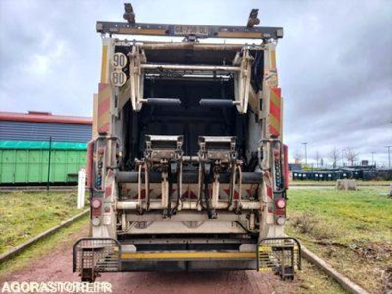 Απορριμματοφόρο BOM SCANIA L340 71926 kms 2021 GNV: φωτογραφία 7