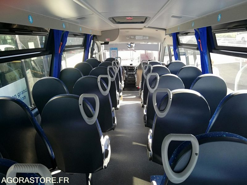 Bus Iveco UNVI 70C17 - 2017 - 120 000 km - Σχολικό λεωφορείο: φωτογραφία 4 Bus Iveco UNVI 70C17 - 2017 - 120 000 km - Σχολικό λεωφορείο: φωτογραφία 4