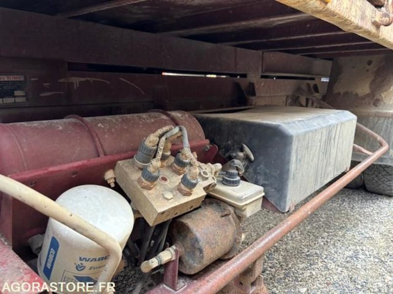 CAMION BENNE RENAULT S135 MIDLINER 1995 204000 KM - Φορτηγό ανατρεπόμενο: φωτογραφία 5 CAMION BENNE RENAULT S135 MIDLINER 1995 204000 KM - Φορτηγό ανατρεπόμενο: φωτογραφία 5