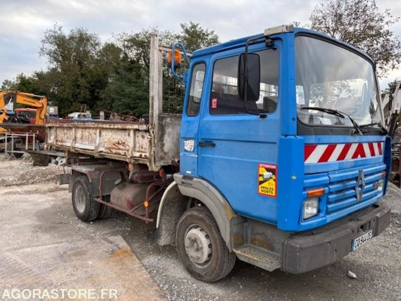 CAMION BENNE (TRI-BENNE) RENAULT S120 MIDLINER 1991 221000 KM - Φορτηγό ανατρεπόμενο: φωτογραφία 3 CAMION BENNE (TRI-BENNE) RENAULT S120 MIDLINER 1991 221000 KM - Φορτηγό ανατρεπόμενο: φωτογραφία 3
