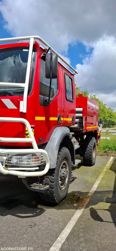CAMION CITERNE FEUX FORET - RENAULT MIDLUM 220/12 - CK 660 QA - Φορτηγό: φωτογραφία 3 CAMION CITERNE FEUX FORET - RENAULT MIDLUM 220/12 - CK 660 QA - Φορτηγό: φωτογραφία 3
