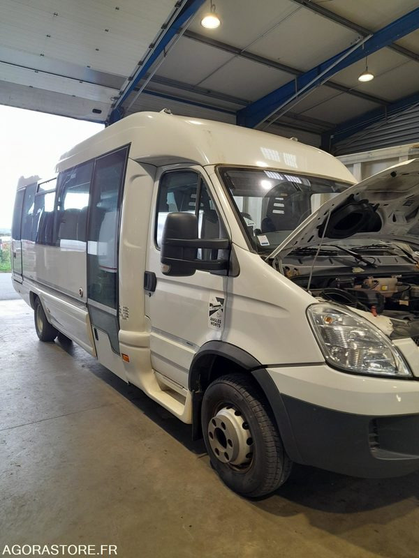 CAR IVECO de 2009 POUR PIECES - Λεωφορείο: φωτογραφία 5 CAR IVECO de 2009 POUR PIECES - Λεωφορείο: φωτογραφία 5