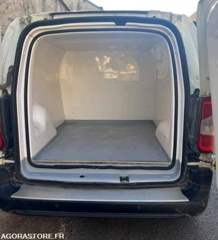CITROEN BERLINGO ISOTHERME (portage de repas) - Μικρό βαν: φωτογραφία 4 CITROEN BERLINGO ISOTHERME (portage de repas) - Μικρό βαν: φωτογραφία 4