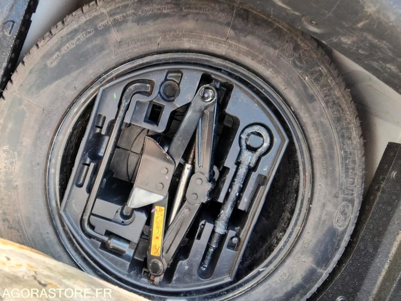 CITROEN C3 II 1.6 HDi 92 cv _ CX-918-XR - Αυτοκίνητο: φωτογραφία 5 CITROEN C3 II 1.6 HDi 92 cv _ CX-918-XR - Αυτοκίνητο: φωτογραφία 5