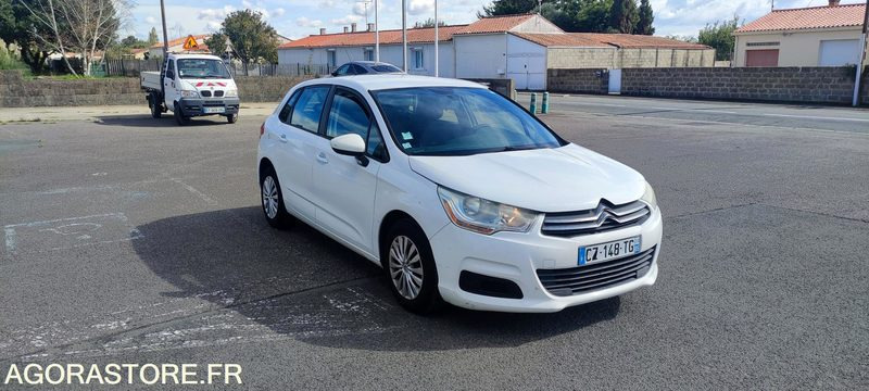 CITROEN C4 - Αυτοκίνητο: φωτογραφία 2 CITROEN C4 - Αυτοκίνητο: φωτογραφία 2