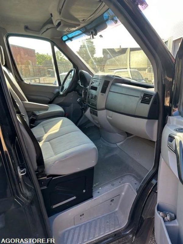 CRAFTER DEPANNEUSE VASP PTE VOITURE CARTE BLANCHE - 2007 - 393000km - Φορτηγό: φωτογραφία 4 CRAFTER DEPANNEUSE VASP PTE VOITURE CARTE BLANCHE - 2007 - 393000km - Φορτηγό: φωτογραφία 4