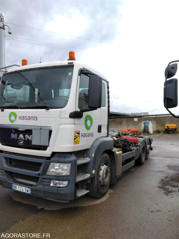 Camion Ampliroll MAN 26 tonnes - Φορτηγό φόρτωσης γάντζου: φωτογραφία 2 Camion Ampliroll MAN 26 tonnes - Φορτηγό φόρτωσης γάντζου: φωτογραφία 2