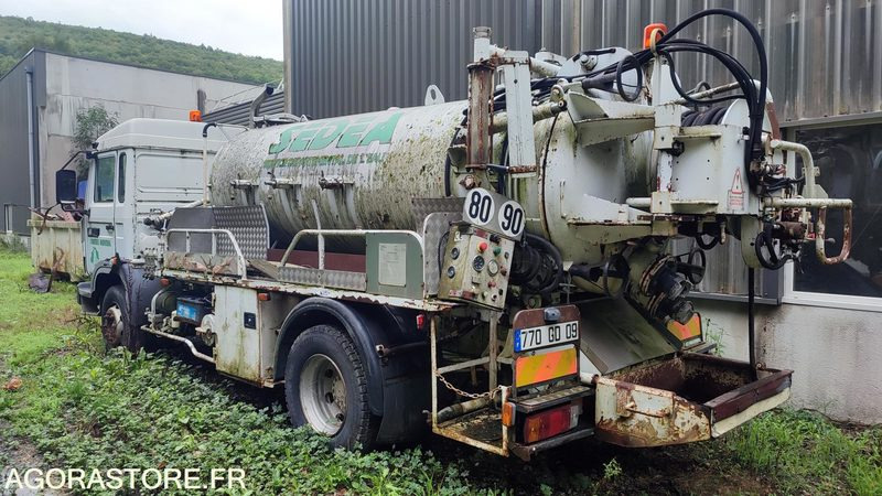 Camion Hydrocureur Renault - Όχημα εκκένωσης βόθρων: φωτογραφία 3 Camion Hydrocureur Renault - Όχημα εκκένωσης βόθρων: φωτογραφία 3