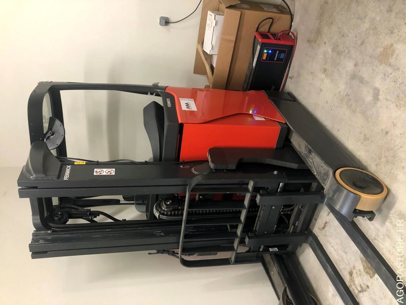 Chariot élévateur à mât rétractable - Ανυψωτικό στενών δρόμων: φωτογραφία 2 Chariot élévateur à mât rétractable - Ανυψωτικό στενών δρόμων: φωτογραφία 2