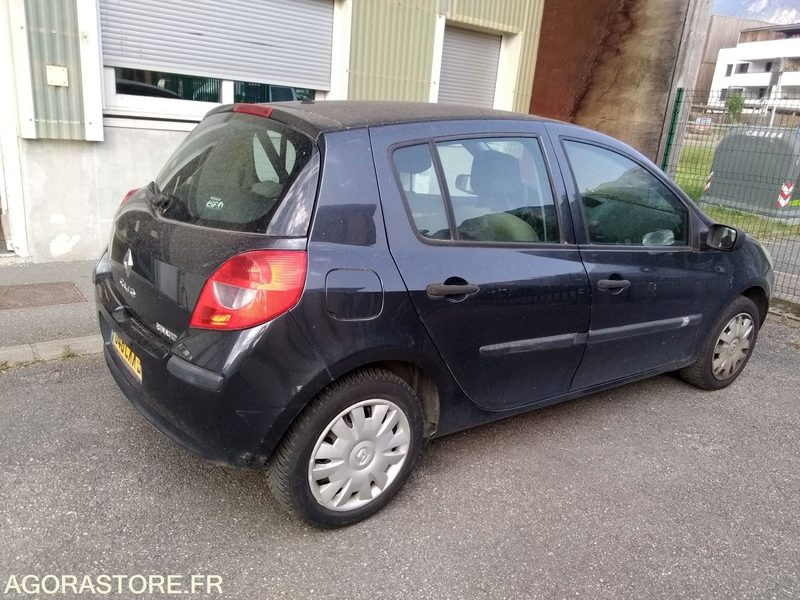 Clio 1.5 dci 1er main du 10.07.2007 131100kms type MRE5222EF558 - Αυτοκίνητο: φωτογραφία 2 Clio 1.5 dci 1er main du 10.07.2007 131100kms type MRE5222EF558 - Αυτοκίνητο: φωτογραφία 2