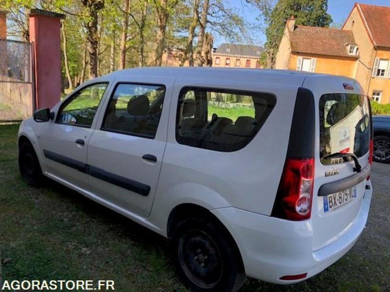 DACIA LOGAN - Αυτοκίνητο: φωτογραφία 1 DACIA LOGAN - Αυτοκίνητο: φωτογραφία 1