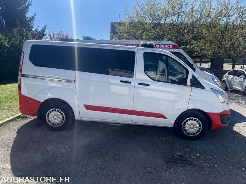 DQ-048-QV - Non Roulant - Pour pièces - FORD CUSTOM - VASP - 361 398 Kms - Ασθενοφόρο: φωτογραφία 1 DQ-048-QV - Non Roulant - Pour pièces - FORD CUSTOM - VASP - 361 398 Kms - Ασθενοφόρο: φωτογραφία 1
