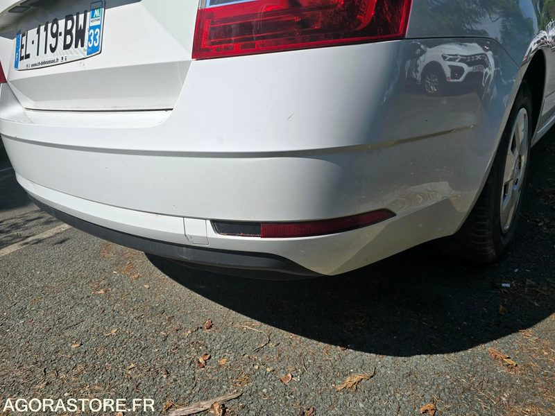 EL-119-BW - Non Roulant - SKODA OCTAVIA - CG INTEGRAL - 250 000 Kms - Αυτοκίνητο: φωτογραφία 5 EL-119-BW - Non Roulant - SKODA OCTAVIA - CG INTEGRAL - 250 000 Kms - Αυτοκίνητο: φωτογραφία 5