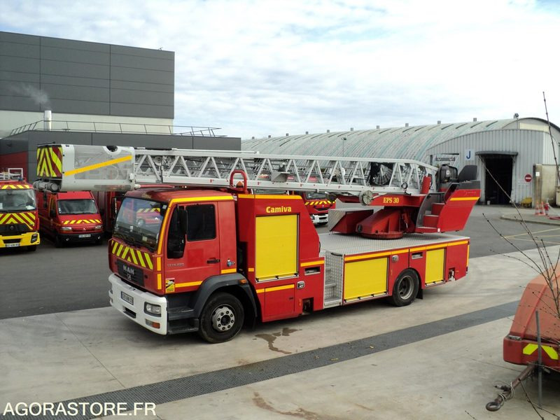 EPS MAN LE 14 220 n ° 579AHW 35 CAMIVA 30 M - Φορτηγό: φωτογραφία 2 EPS MAN LE 14 220 n ° 579AHW 35 CAMIVA 30 M - Φορτηγό: φωτογραφία 2