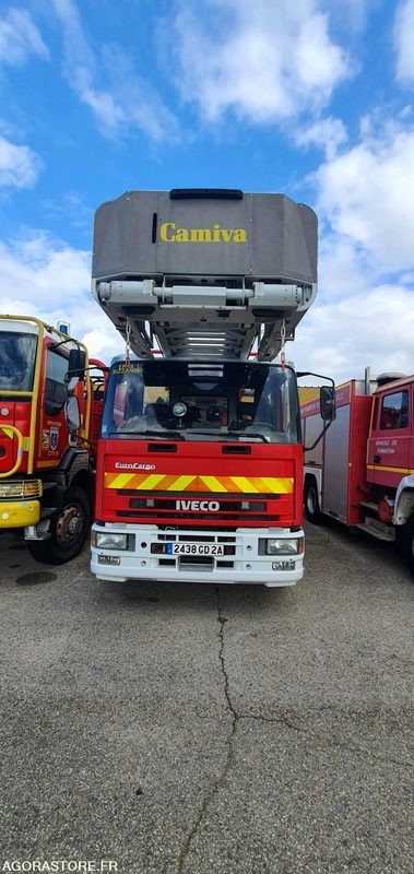 Echelle IVECO - EPSA 25 Camiva - 41 393 km - 2001 - Φορτηγό: φωτογραφία 3 Echelle IVECO - EPSA 25 Camiva - 41 393 km - 2001 - Φορτηγό: φωτογραφία 3