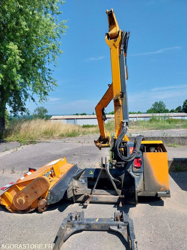 Epareuse Norémat Optima avec tête de fauchage rousseau technipro 160 - Καταστροφέας με βραχίονα: φωτογραφία 4 Epareuse Norémat Optima avec tête de fauchage rousseau technipro 160 - Καταστροφέας με βραχίονα: φωτογραφία 4