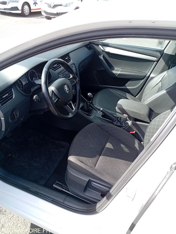 FG-690-CN - Roulant - SKODA OCTAVIA - VP - 401 800 Kms - Αυτοκίνητο: φωτογραφία 4 FG-690-CN - Roulant - SKODA OCTAVIA - VP - 401 800 Kms - Αυτοκίνητο: φωτογραφία 4