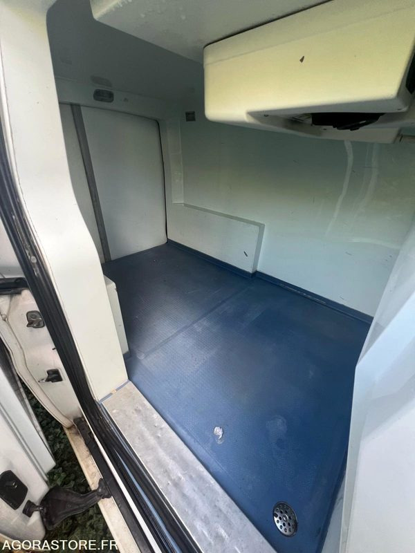 FIAT- SCUDO - 2015 - 350 000 KM - FRIGORIFIQUE MULTI TEMPERATURE - Επαγγελματικό αυτοκίνητο ψυγείο: φωτογραφία 4 FIAT- SCUDO - 2015 - 350 000 KM - FRIGORIFIQUE MULTI TEMPERATURE - Επαγγελματικό αυτοκίνητο ψυγείο: φωτογραφία 4