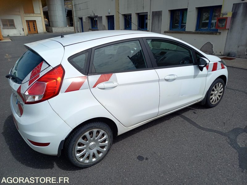 FORD FIESTA TDCI 70 FAP TREND -5 PORTES - Αυτοκίνητο: φωτογραφία 5 FORD FIESTA TDCI 70 FAP TREND -5 PORTES - Αυτοκίνητο: φωτογραφία 5