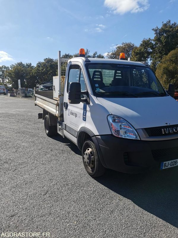 FOURGON BENNE - IVECO - DAILY 35C13 - 2011 / 264350 KM - BJ028EC - Όχημα με ανατρεπομενη καροτσα: φωτογραφία 2 FOURGON BENNE - IVECO - DAILY 35C13 - 2011 / 264350 KM - BJ028EC - Όχημα με ανατρεπομενη καροτσα: φωτογραφία 2