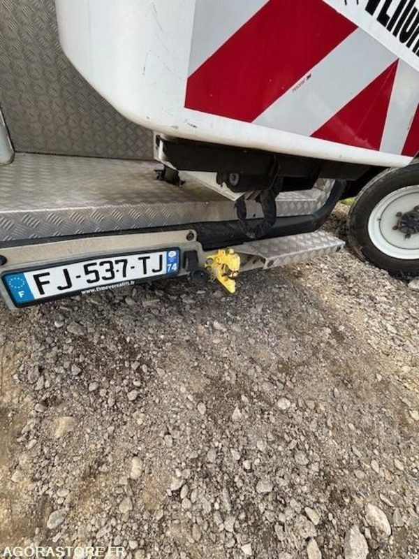 FOURGON NACELLE RENAULT MASTER ET NACELLE VERSALIFT 11.3 M 2019 110329 KM - Φορτηγό με εναέρια πλατφόρμα: φωτογραφία 4 FOURGON NACELLE RENAULT MASTER ET NACELLE VERSALIFT 11.3 M 2019 110329 KM - Φορτηγό με εναέρια πλατφόρμα: φωτογραφία 4