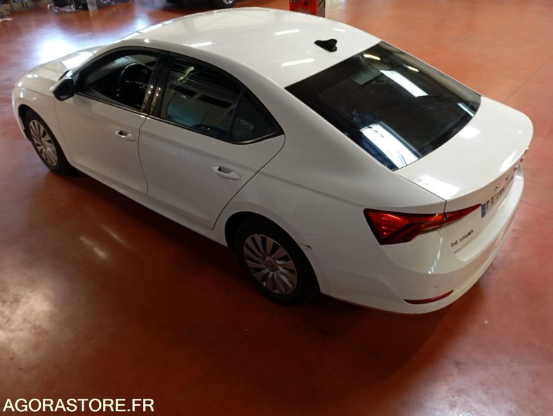 FY-185-TK - Non Roulant - PP - SKODA OCTAVIA - VP - 220 708 Kms - Αυτοκίνητο: φωτογραφία 2 FY-185-TK - Non Roulant - PP - SKODA OCTAVIA - VP - 220 708 Kms - Αυτοκίνητο: φωτογραφία 2