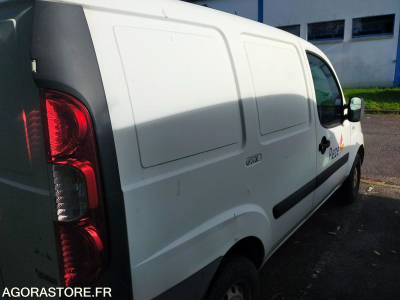 Fiat Doblo Essence et GNV - Μικρό βαν: φωτογραφία 5 Fiat Doblo Essence et GNV - Μικρό βαν: φωτογραφία 5