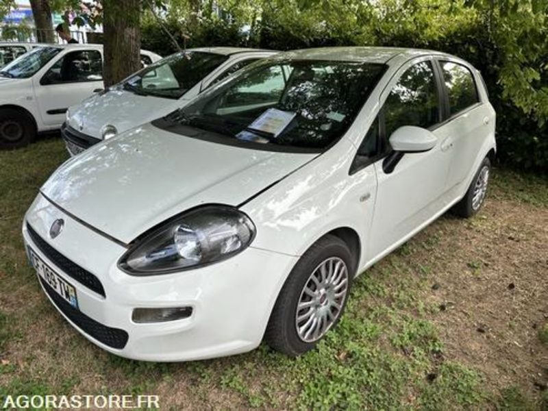 Fiat Punto - CF169TW - Αυτοκίνητο: φωτογραφία 1 Fiat Punto - CF169TW - Αυτοκίνητο: φωτογραφία 1