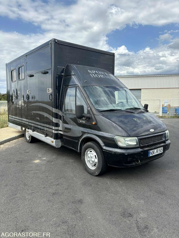 Fourgon FORD - Transport de 2 Chevaux - 2004 - 137 510 KM - Βαν: φωτογραφία 2 Fourgon FORD - Transport de 2 Chevaux - 2004 - 137 510 KM - Βαν: φωτογραφία 2