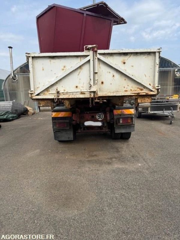 IVECO 130E18 - 157836 KM - Επικαθήμενο ανατρεπόμενο: φωτογραφία 3 IVECO 130E18 - 157836 KM - Επικαθήμενο ανατρεπόμενο: φωτογραφία 3