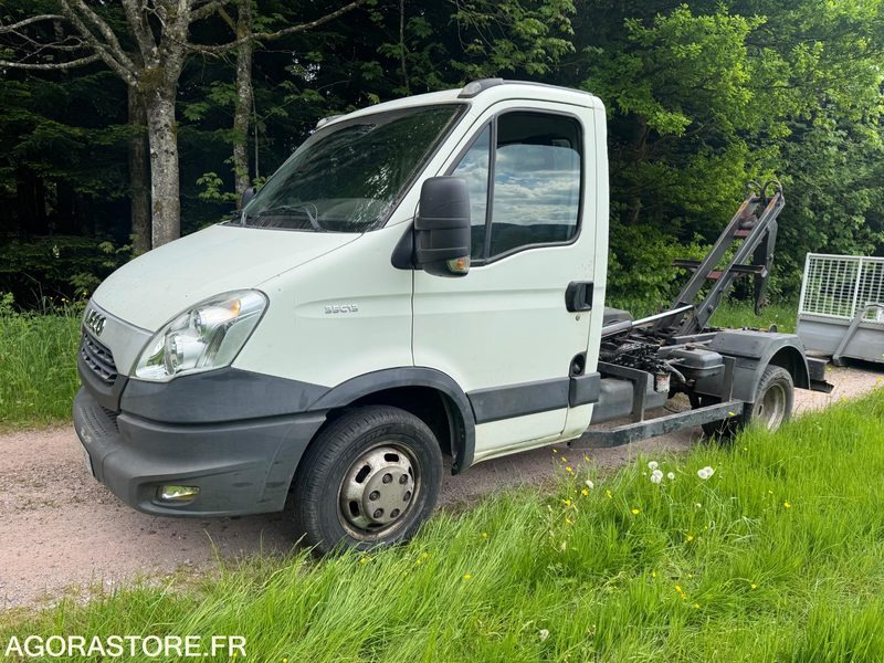 IVECO - 35C13 - avec système de benne amplirol - Όχημα με ανατρεπομενη καροτσα: φωτογραφία 1 IVECO - 35C13 - avec système de benne amplirol - Όχημα με ανατρεπομενη καροτσα: φωτογραφία 1