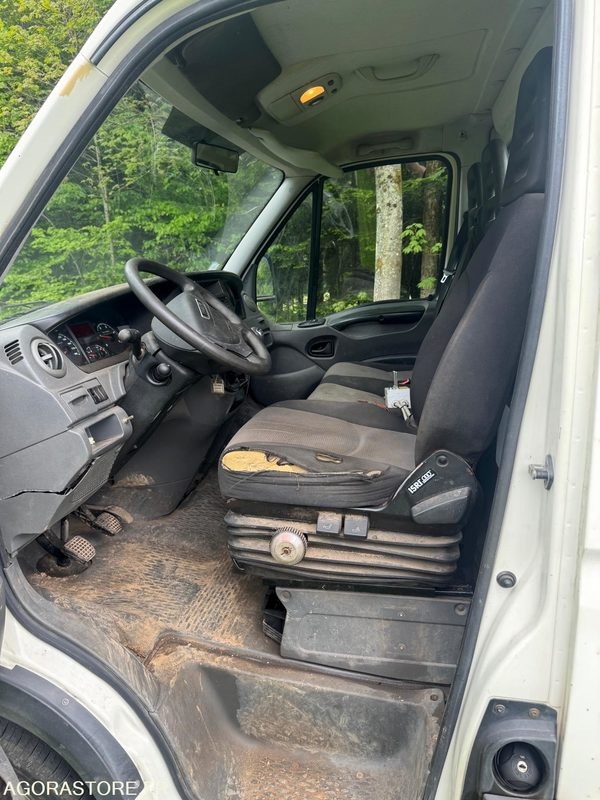 IVECO - 35C13 - avec système de benne amplirol - Όχημα με ανατρεπομενη καροτσα: φωτογραφία 5 IVECO - 35C13 - avec système de benne amplirol - Όχημα με ανατρεπομενη καροτσα: φωτογραφία 5
