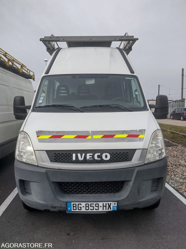 IVECO - 65C17 - 2011 / 96383 KM - Βαν: φωτογραφία 2 IVECO - 65C17 - 2011 / 96383 KM - Βαν: φωτογραφία 2