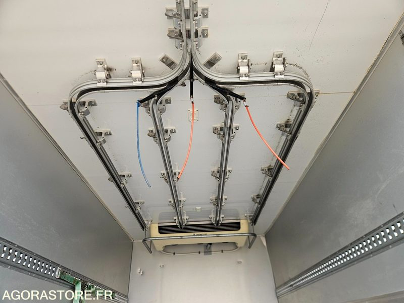 IVECO DAILY 72C21 PORTE VIANDE FRIGORIFIQUE - 2017 - 360 000KM - Φορτηγό: φωτογραφία 5 IVECO DAILY 72C21 PORTE VIANDE FRIGORIFIQUE - 2017 - 360 000KM - Φορτηγό: φωτογραφία 5